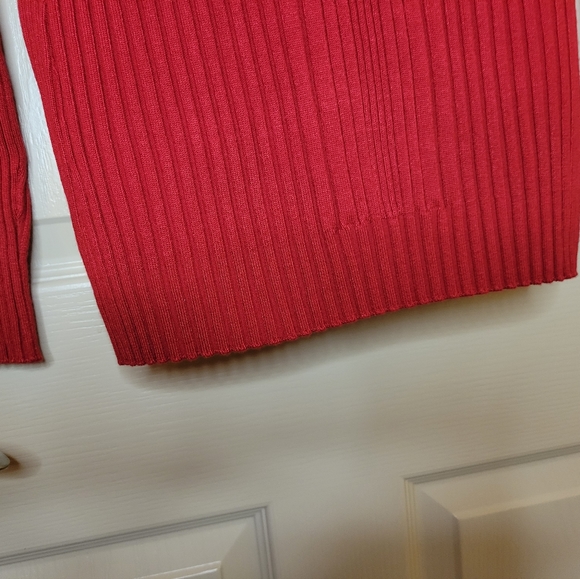 It's Our Time Long Sleeve Collar Sweater Red & White XL - Picture 5 of 7